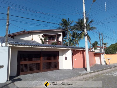 Casa em Peruíbe para venda